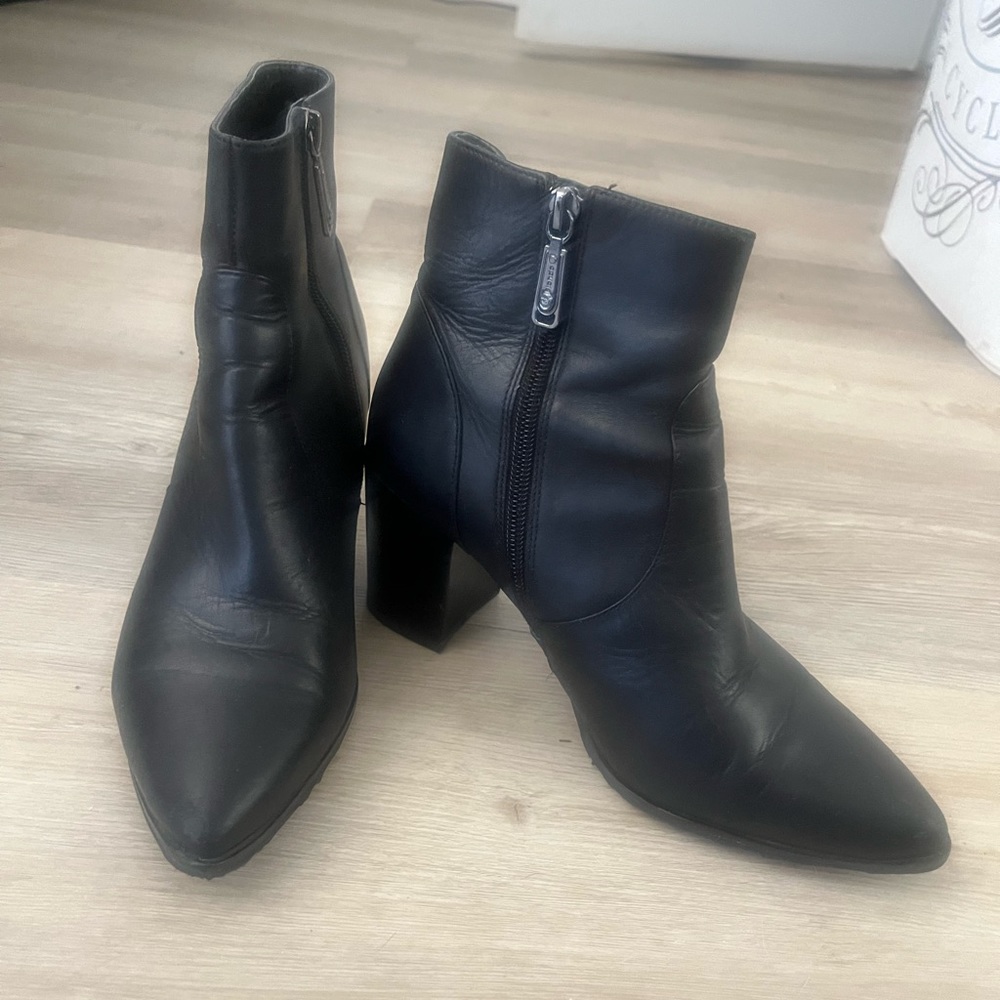 Black leather heeled booties
